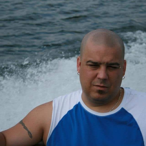 Meet your Posher, Cedric - Picture 1 of 1